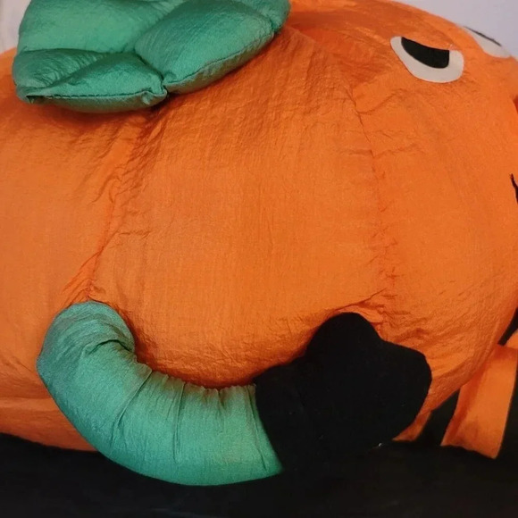 International Silver Co Vint 1994 Pumpkin Jackolantern Halloween Plush 25x17" - Picture 11 of 12